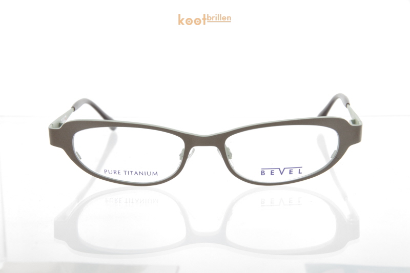 Bevel Bush Telly 8621