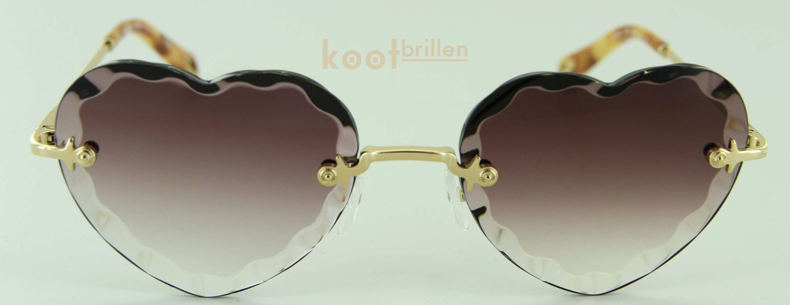Chloé ce150s