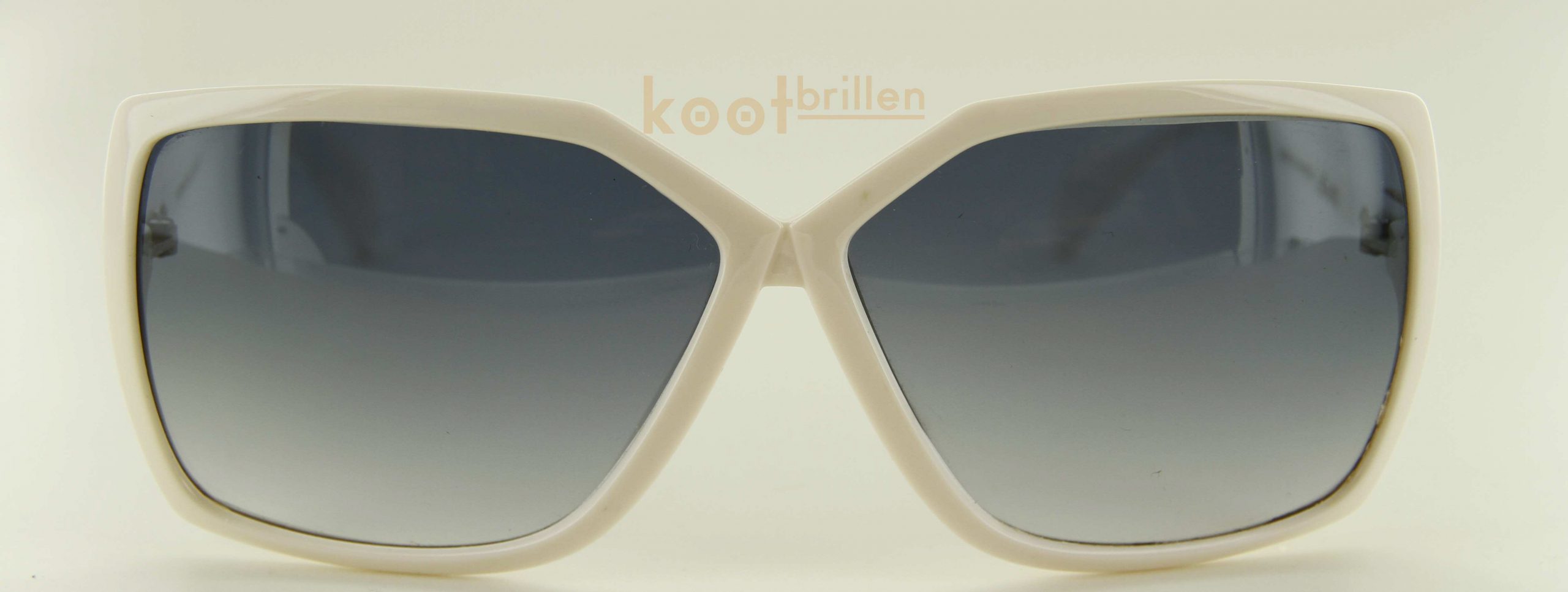 Vintage Silhouette M3047/20 C5018