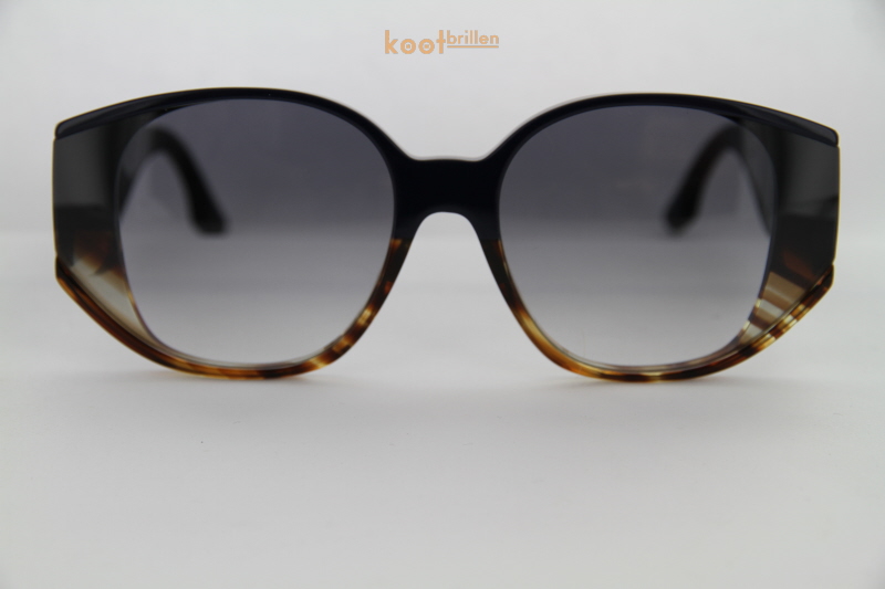 Victoria Beckham zon VB605s